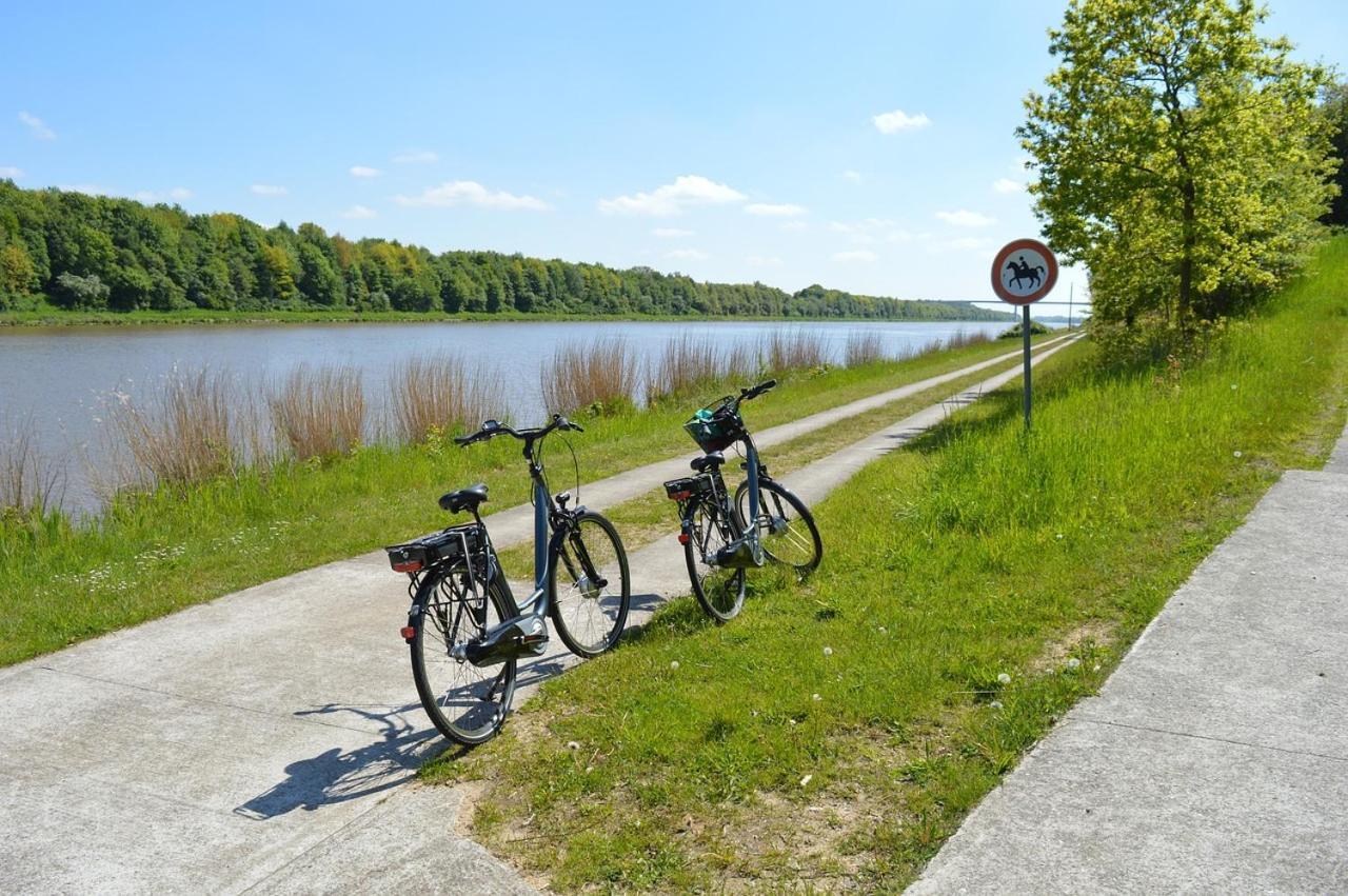 Hygge Schleswig Appartement Buitenkant foto